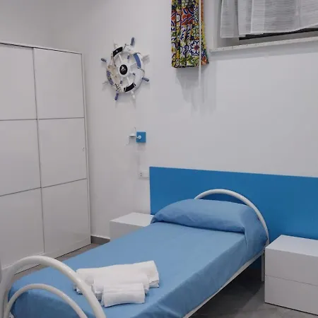 D'a Mare Rum i privatbostad Capo dʼOrlando